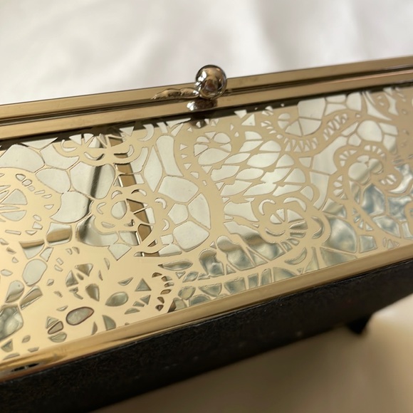 Tahari Home silver lace filigree glass mirror box for jewelry display keepsake - Picture 7 of 12